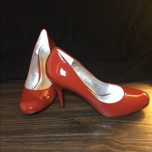 Jessica Simpson red heels